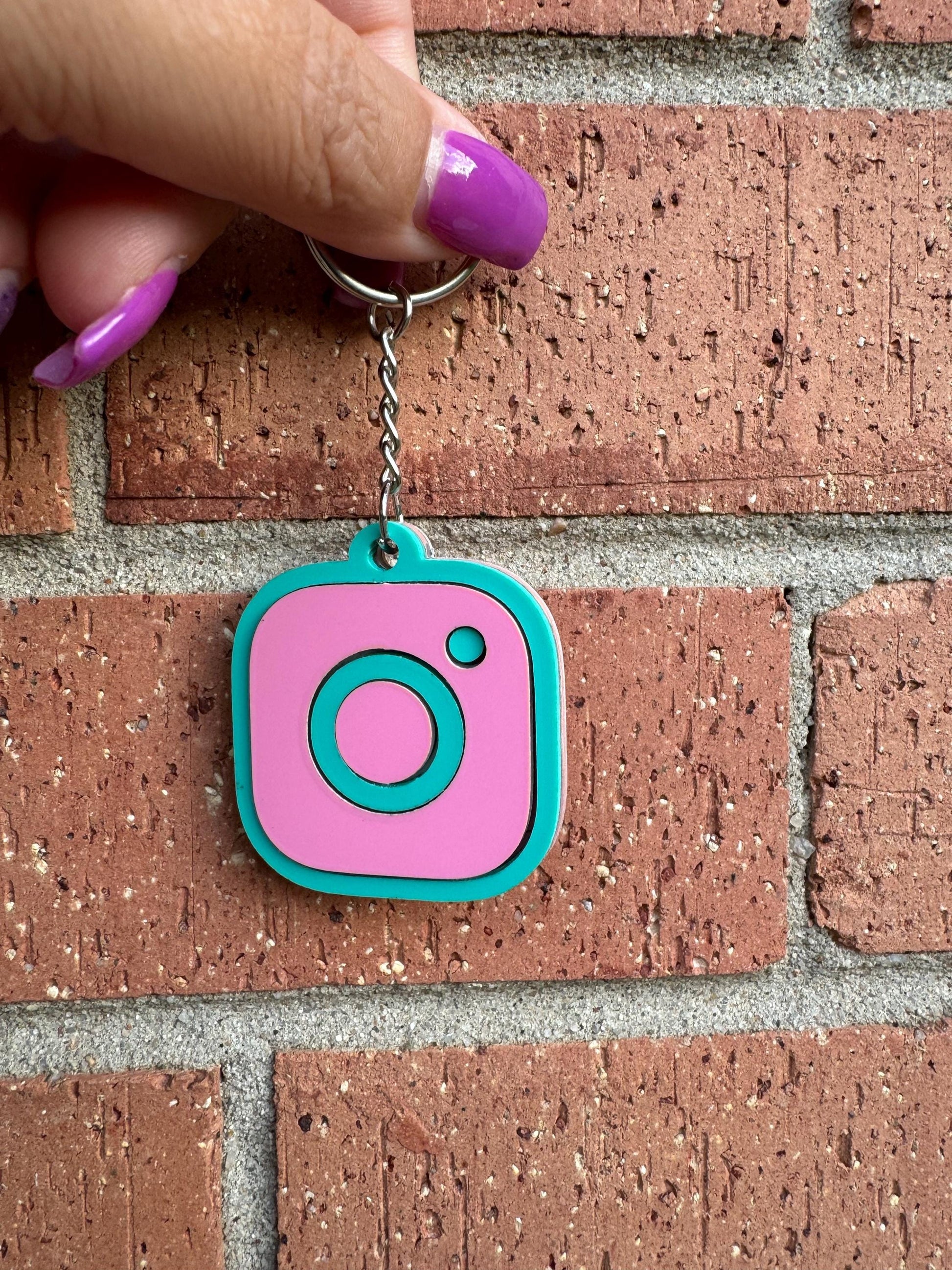 Personalized NFC Keychain | Tech-Savvy Business Card