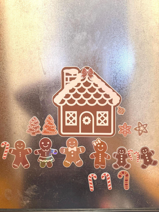 Magnetic Gingerbread House Kit | Perfect Screen Free Activity For This Holiday Season